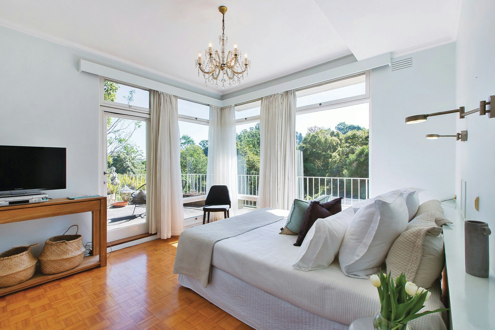 13 Belvedere, Kew, VIC