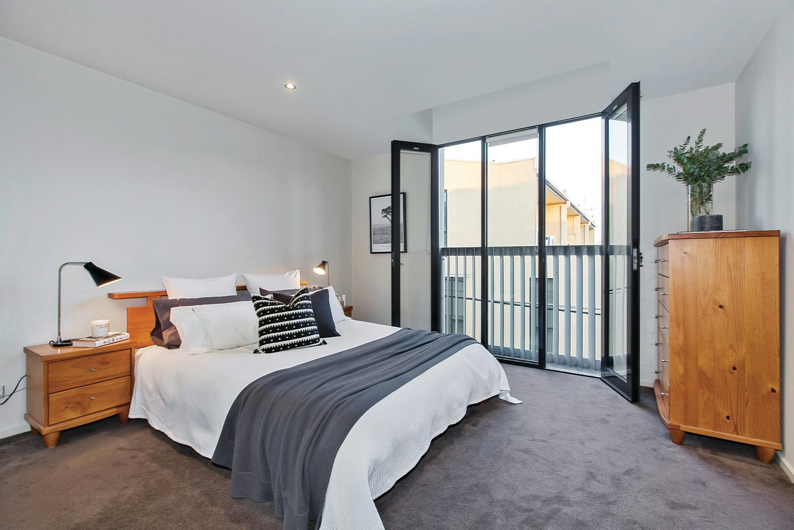 24b Dow Street, South Melbourne, VIC