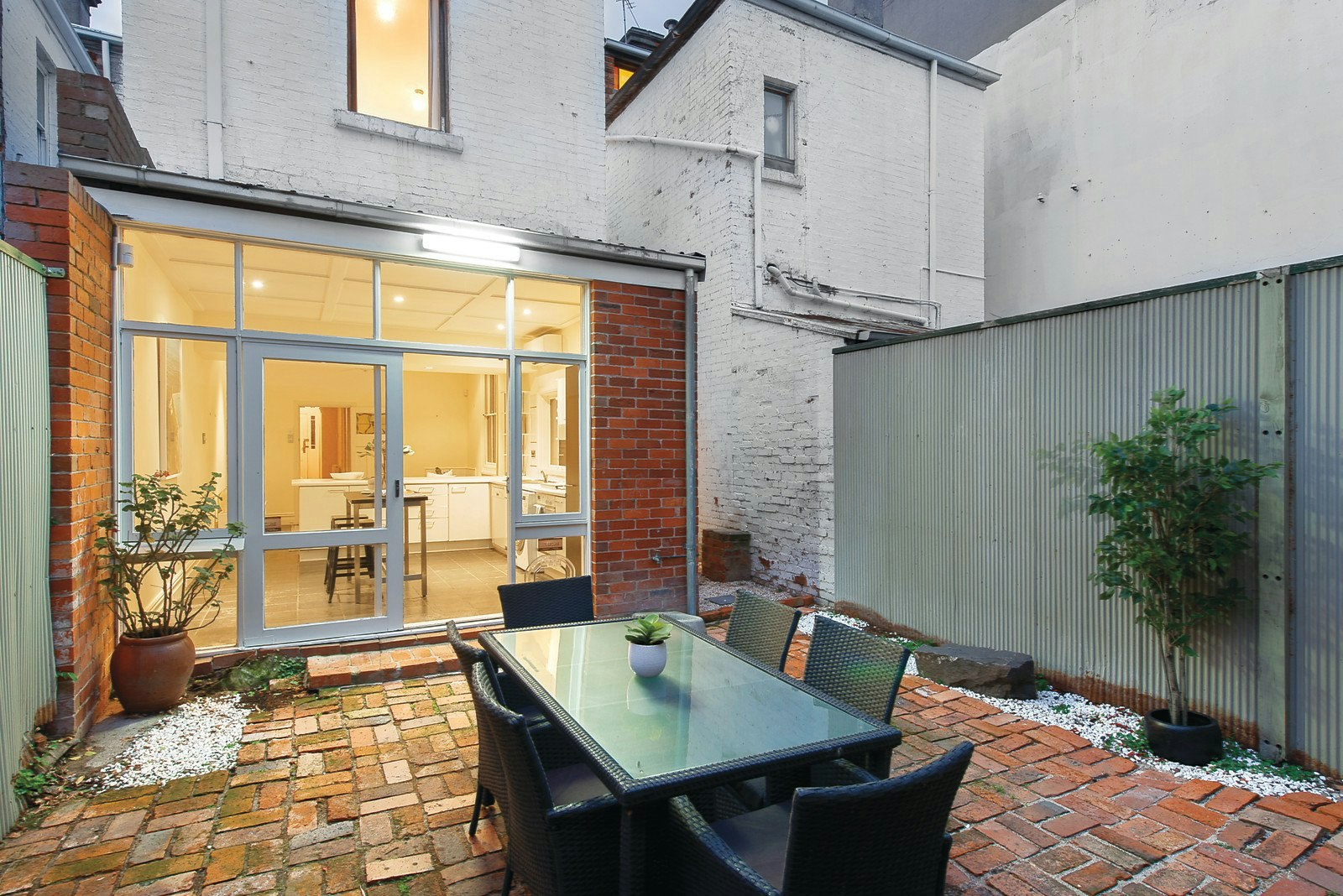 5 Dundas Place, Albert Park, VIC