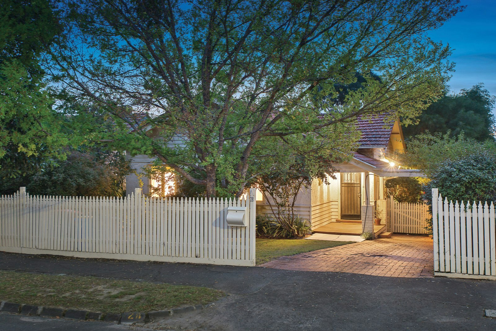 28 Martin Road, Glen Iris, VIC