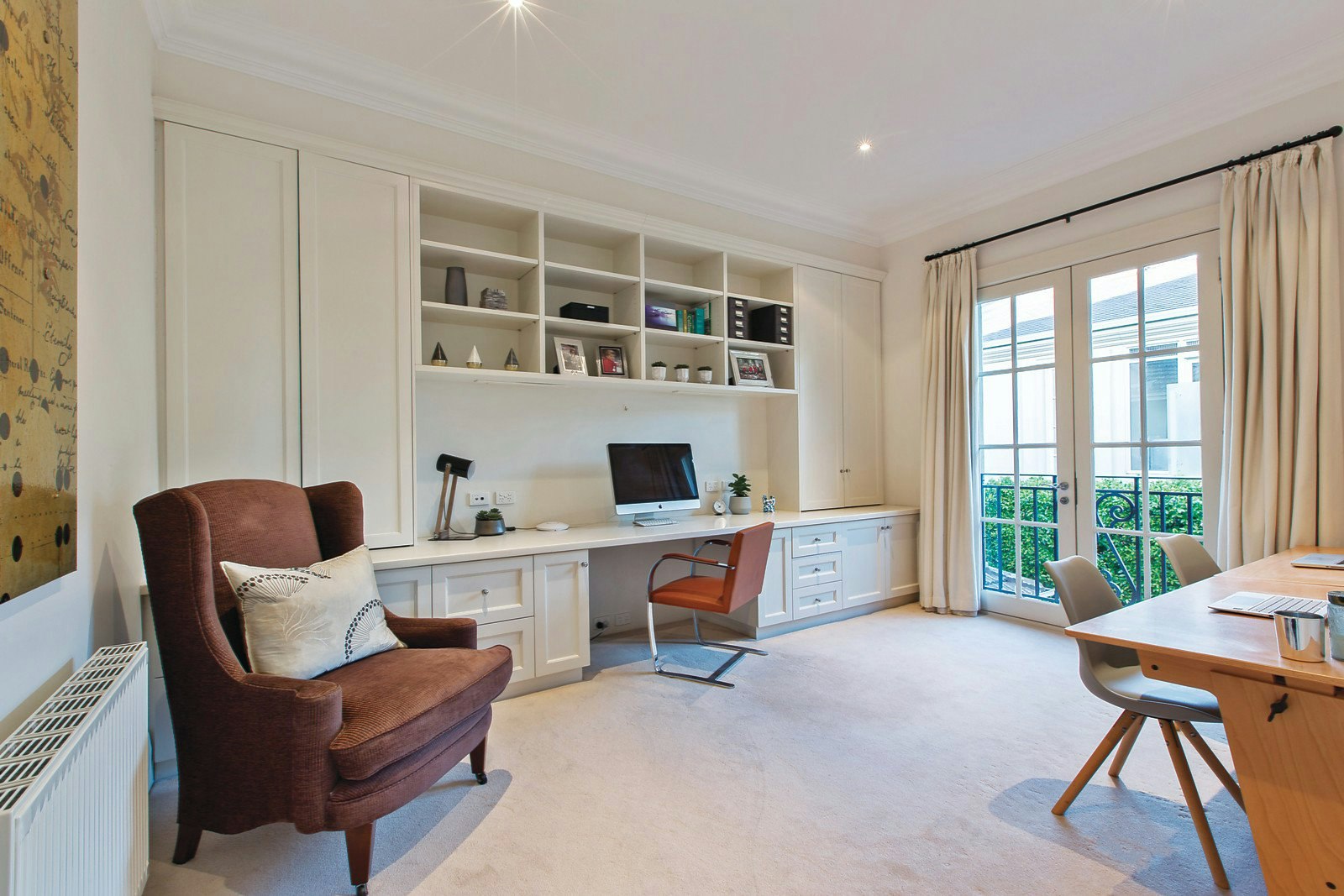 11 Maple Grove, Toorak, VIC