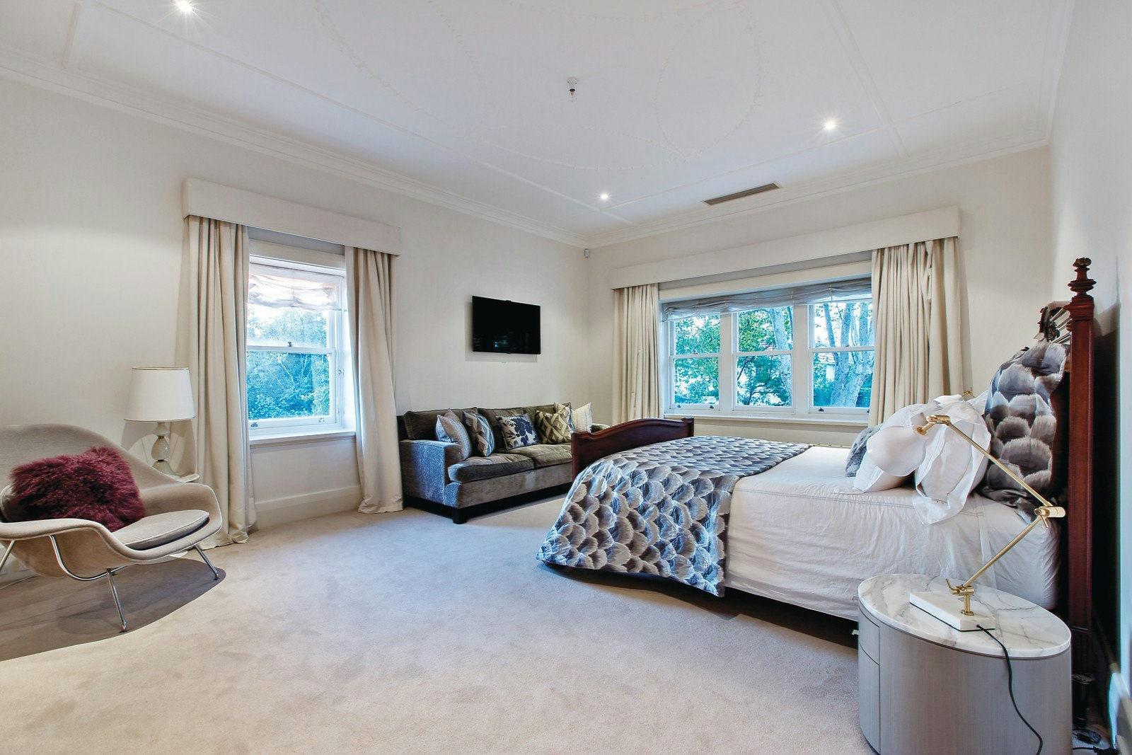 11 Maple Grove, Toorak, VIC