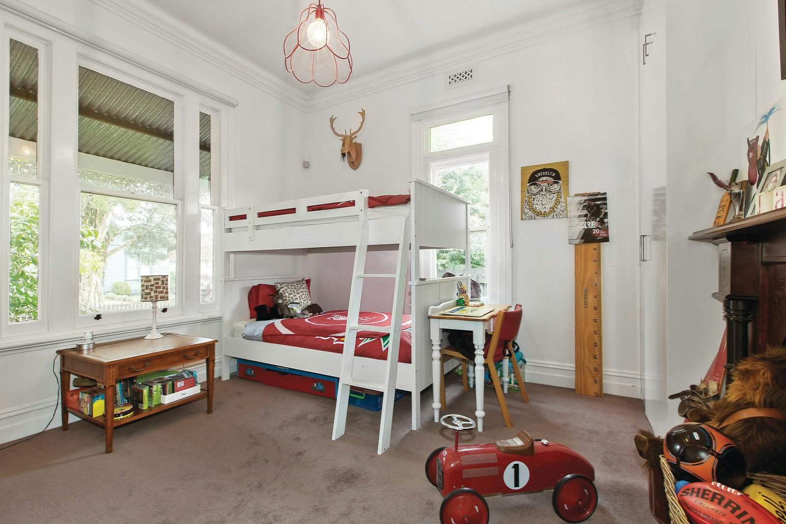 16 Church Street, Canterbury, VIC