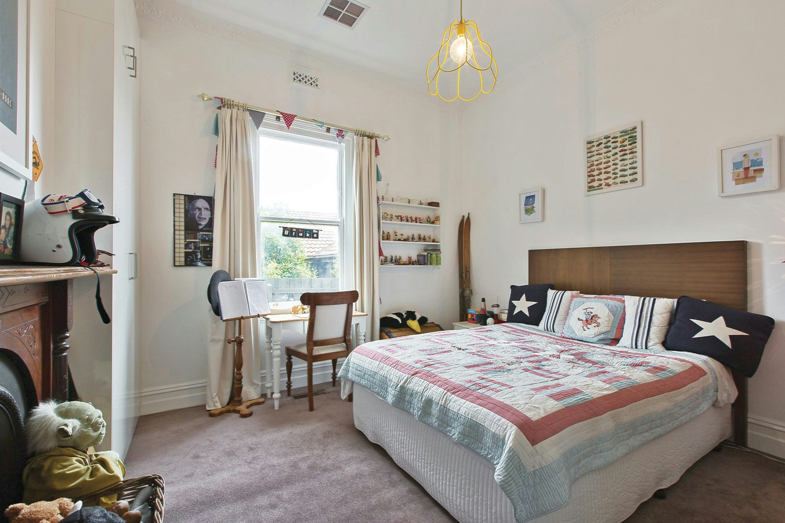 16 Church Street, Canterbury, VIC