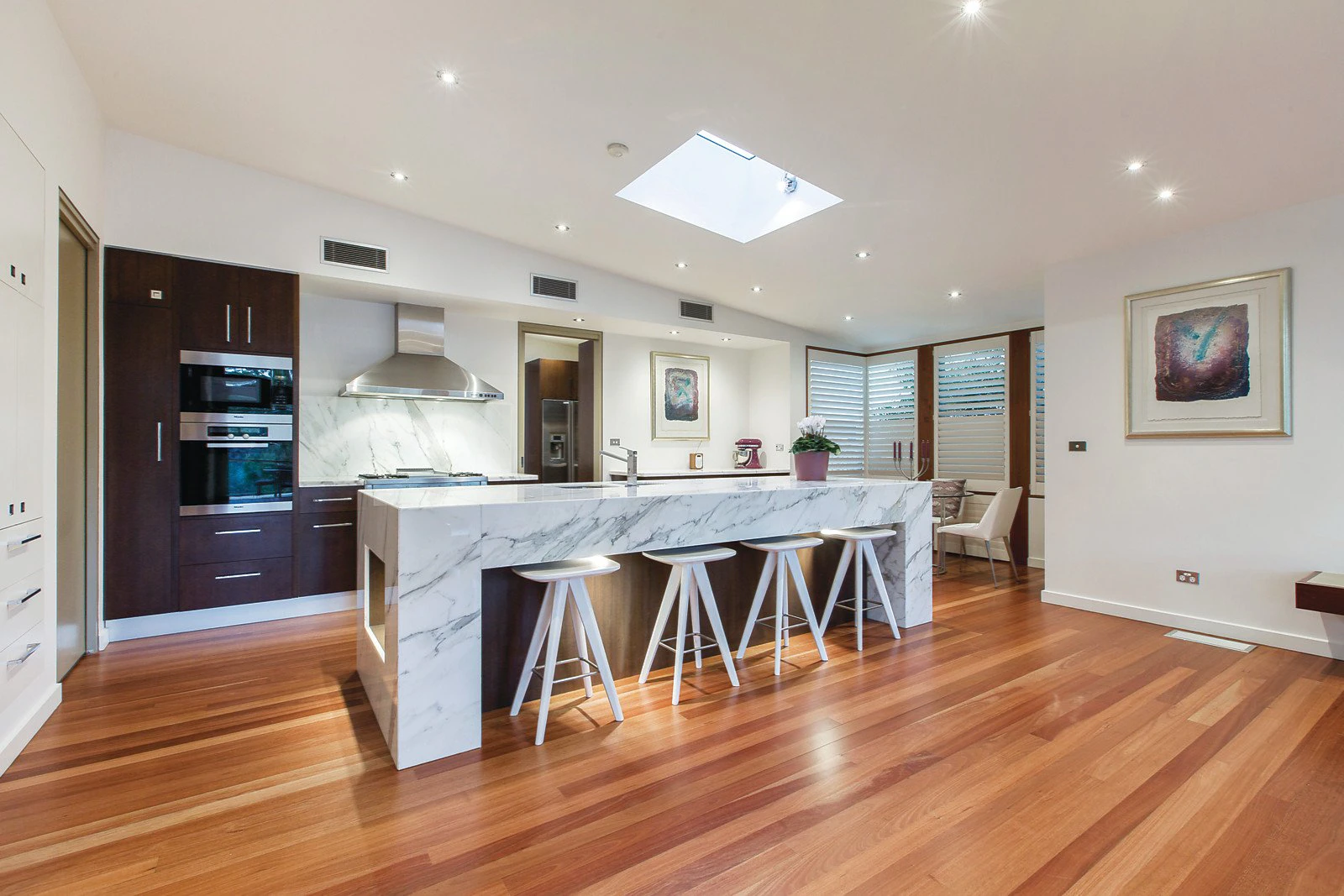6-7 River Retreat, Kew, VIC