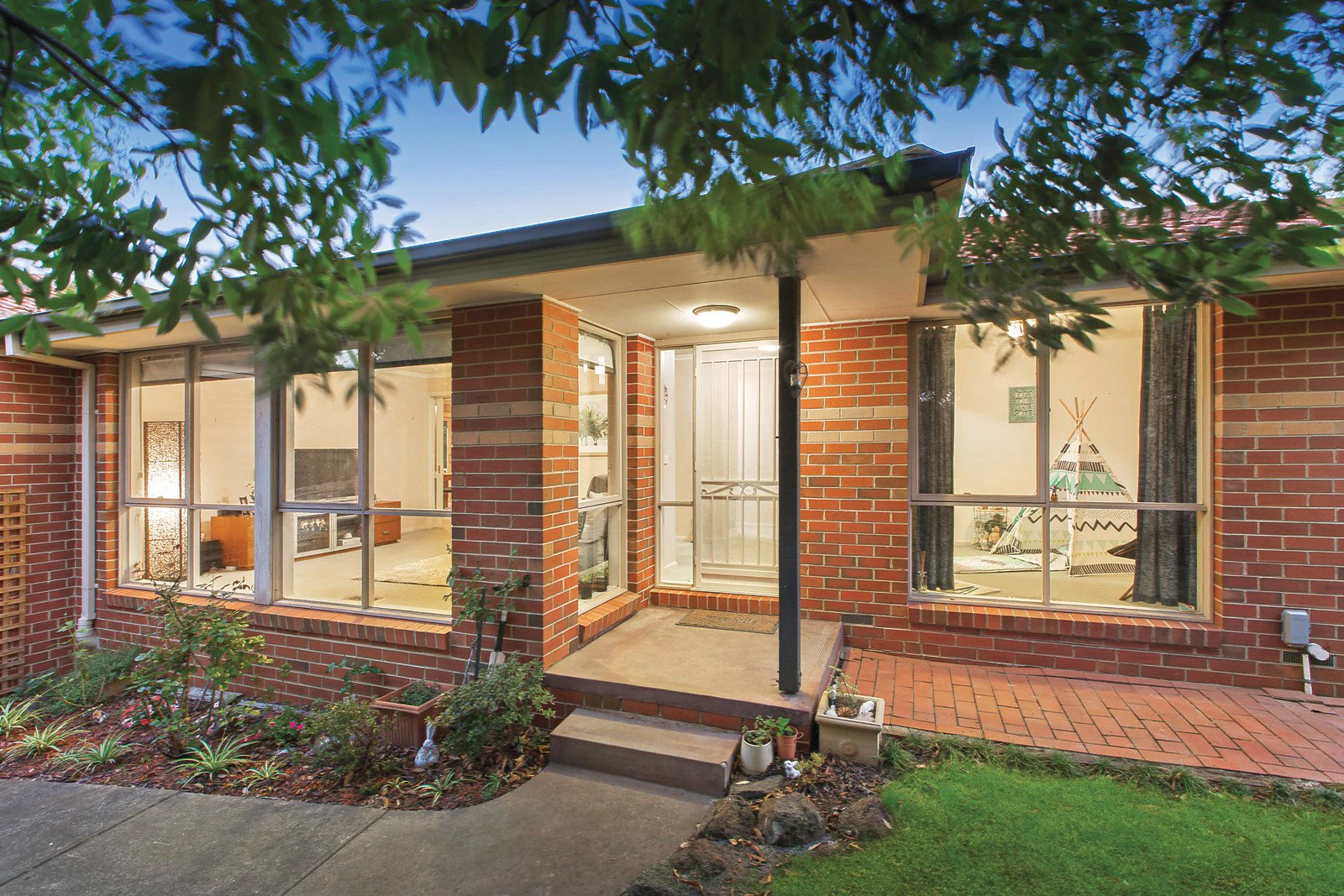 68 Boondara Road, Mont Albert North, VIC