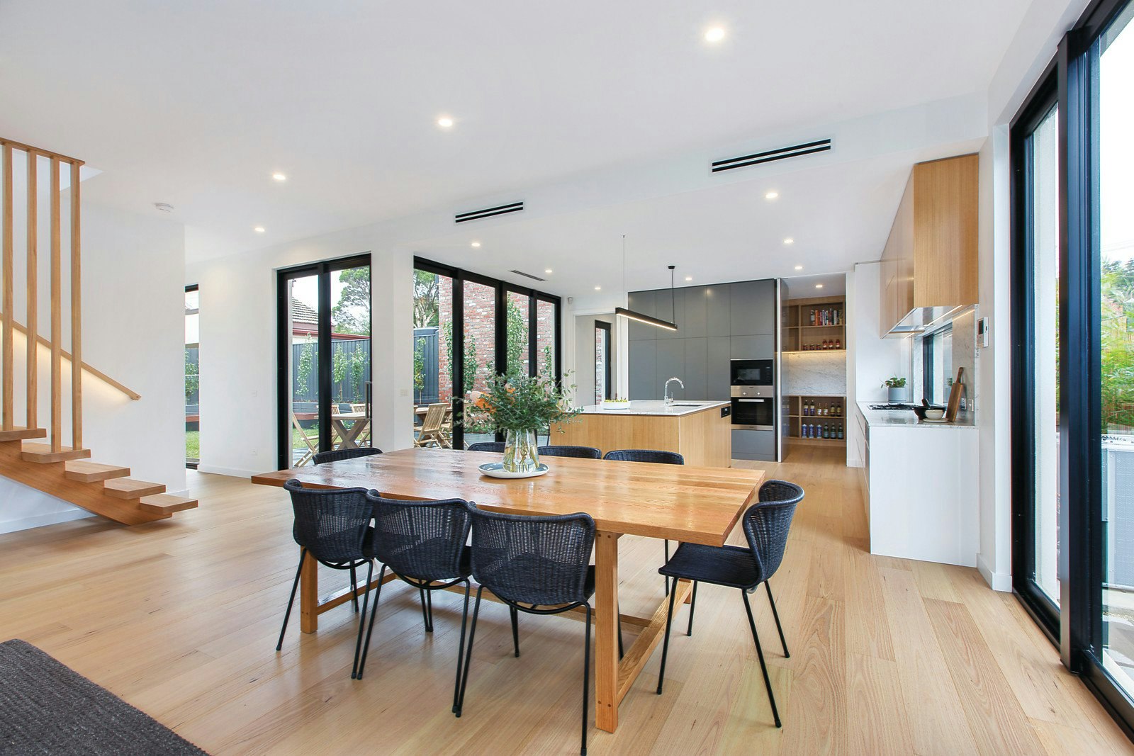 23 Solway Street, Ashburton, VIC