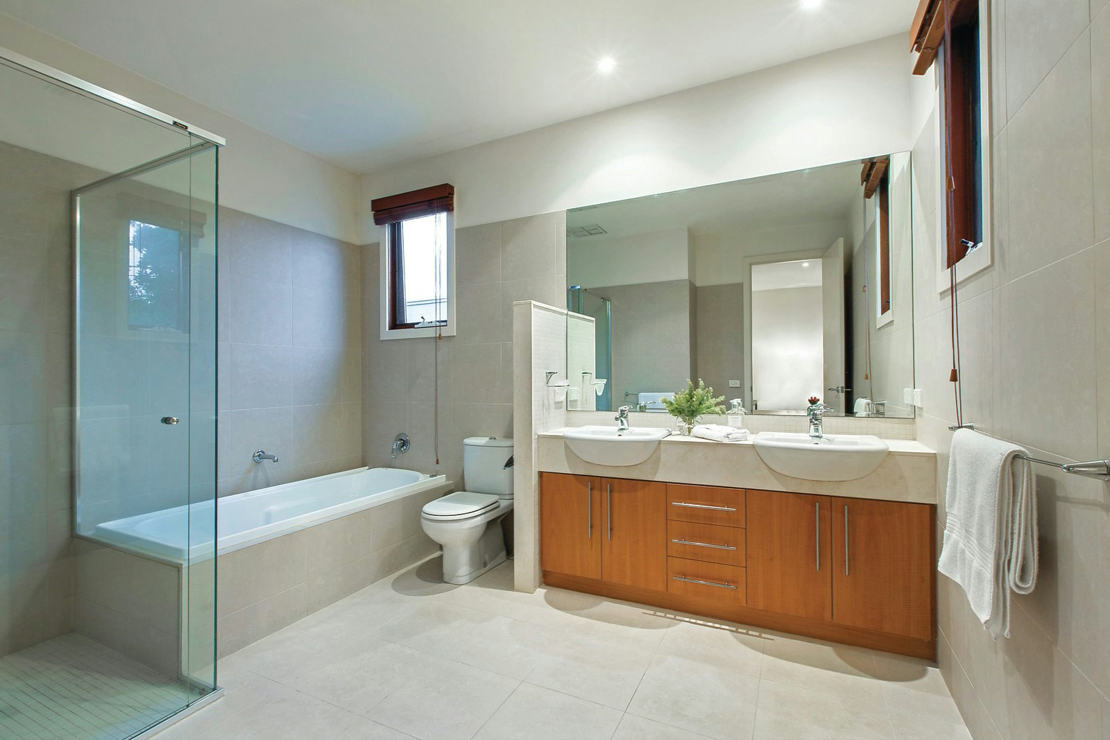 2 Widford Street, Hawthorn East, VIC