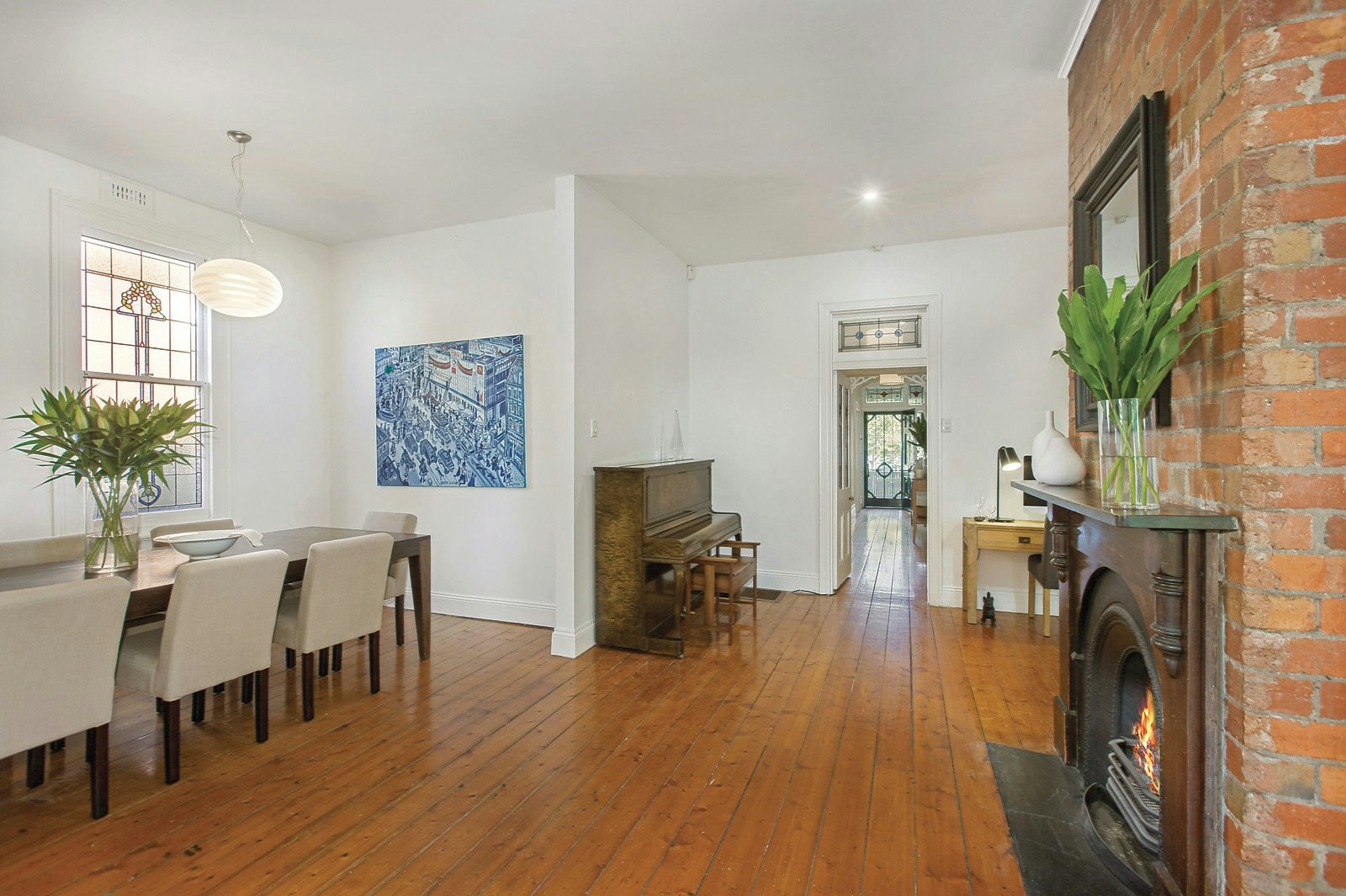 16 Tooronga Road, Malvern East, VIC