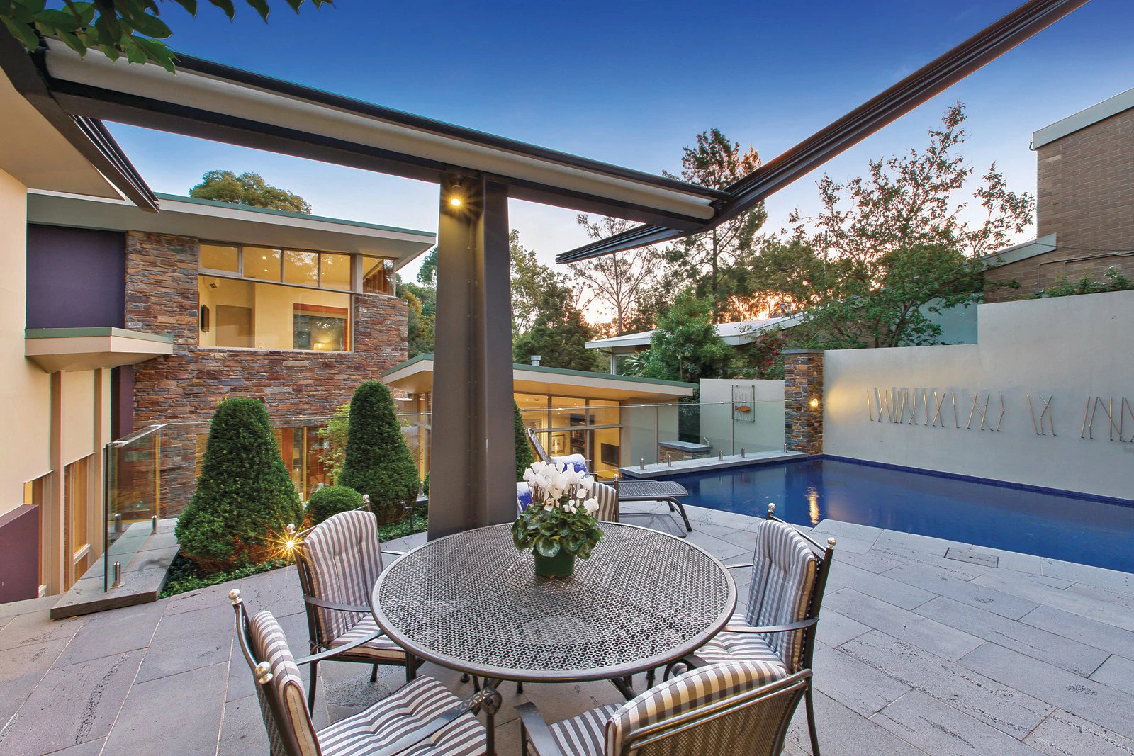 6-7 River Retreat, Kew, VIC