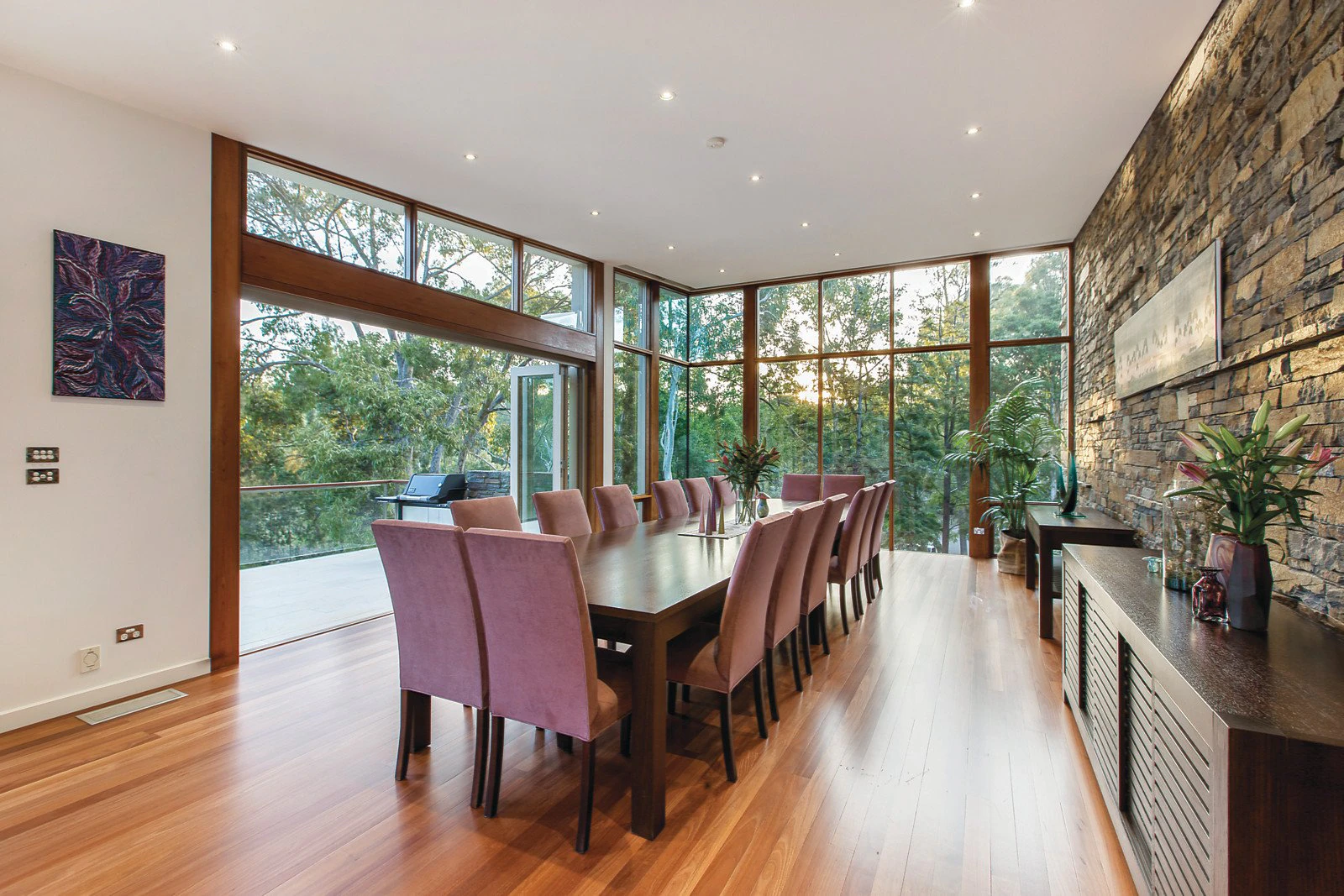 6-7 River Retreat, Kew, VIC