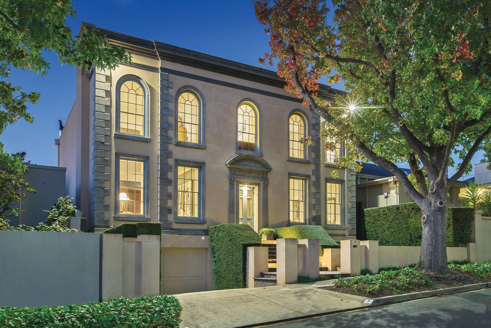 7 Dunraven Avenue, Toorak, VIC