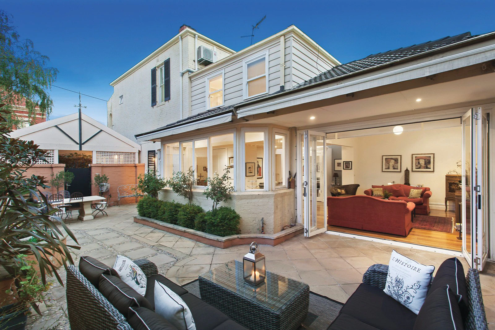 10 Eileen Street, Armadale, VIC