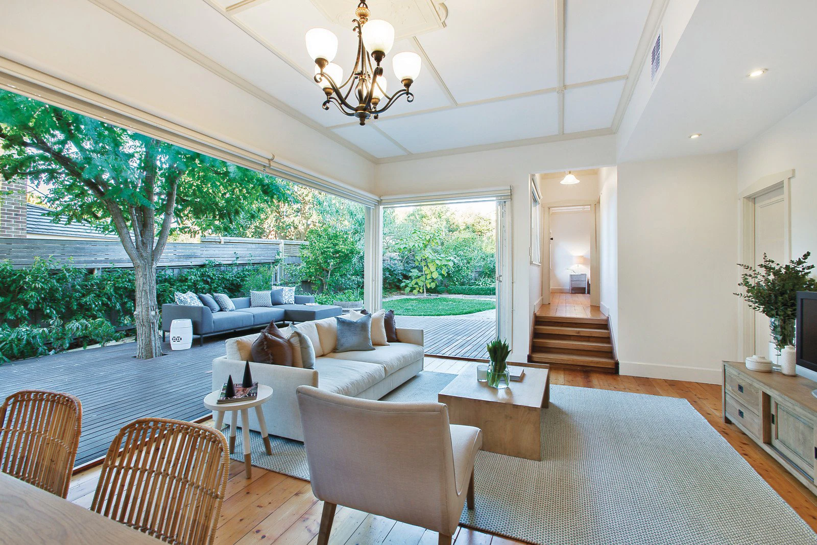 39 Mills Street, Glen Iris, VIC