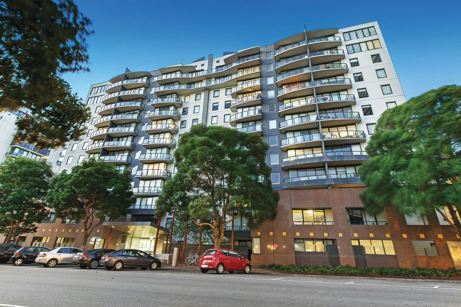 201/28 Bank Street, South Melbourne, VIC