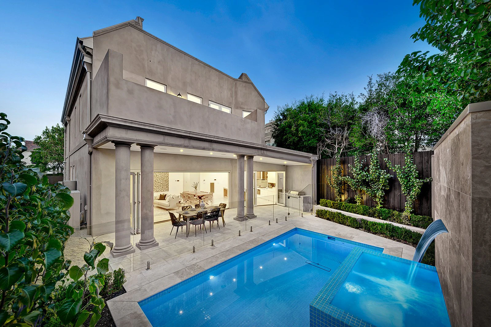 1A Woorigoleen Road, Toorak, VIC
