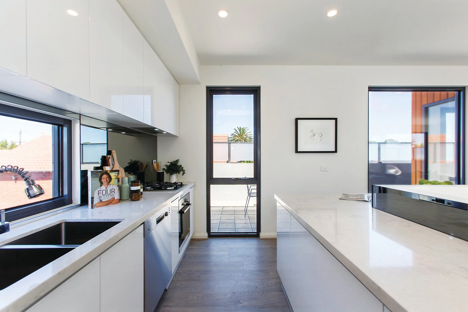 Residence 2/37 Darling Road, Malvern East, VIC