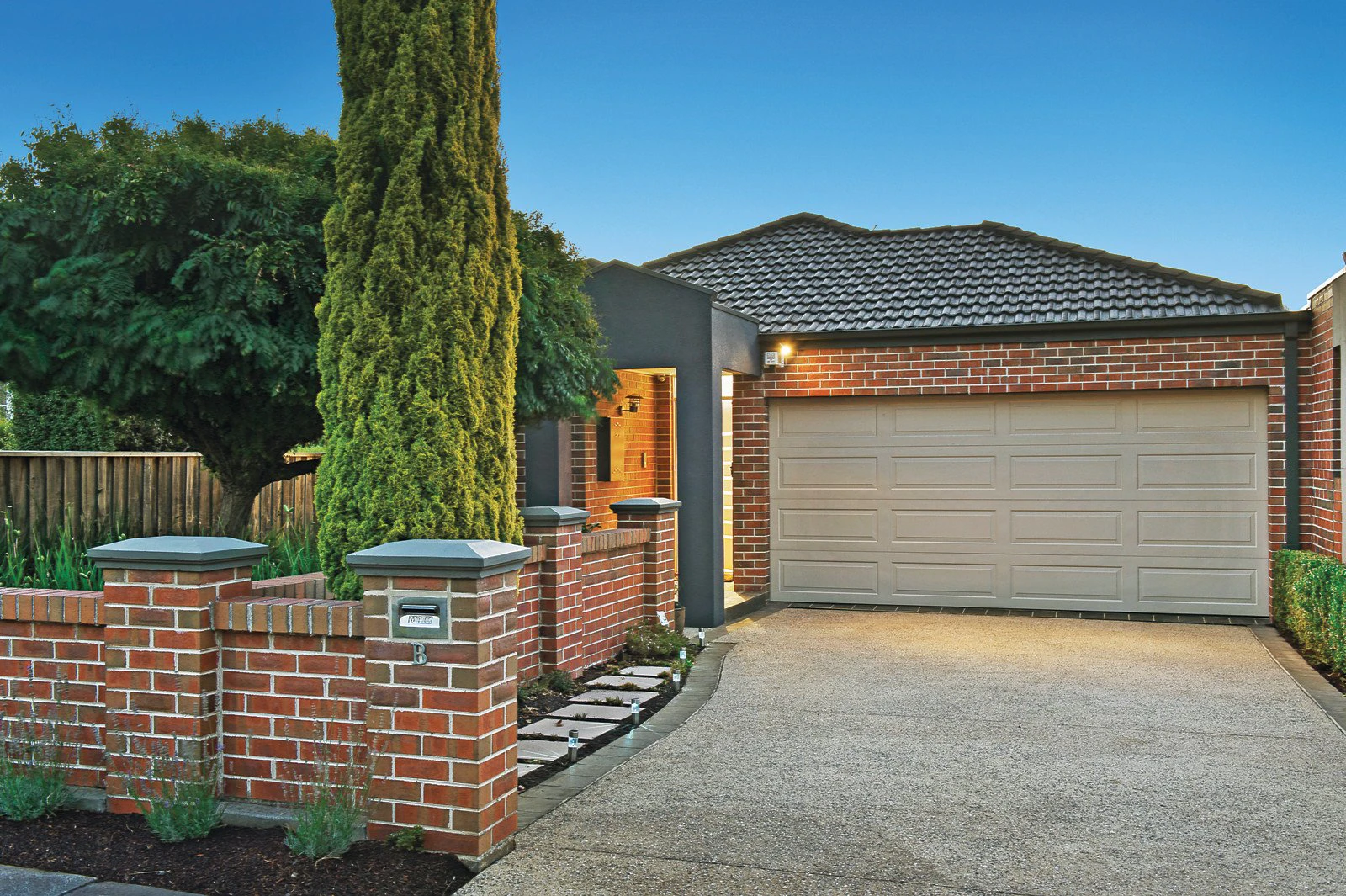 14b Lithgow Street, Glen Iris, VIC