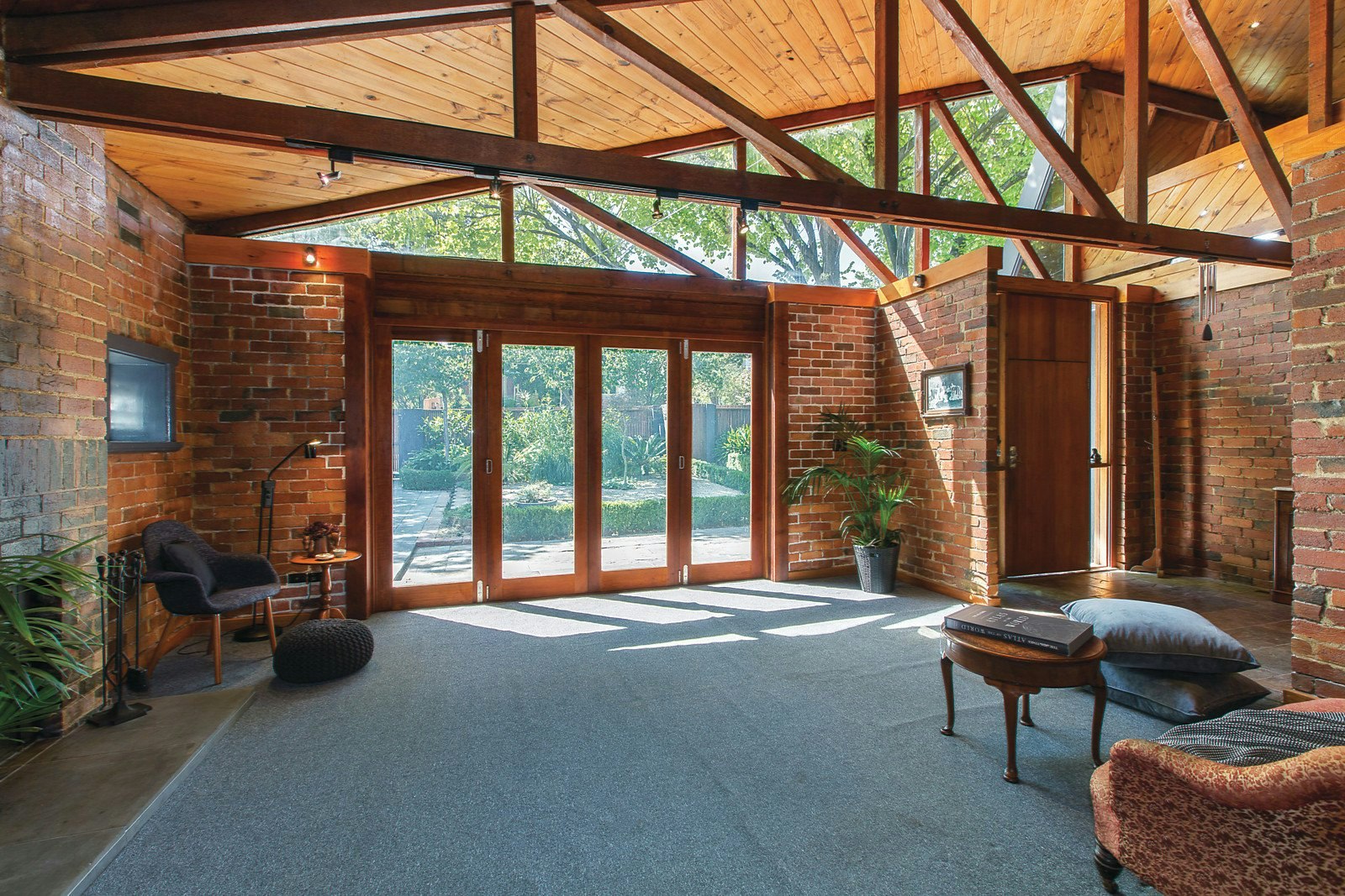 19 Miller Grove, Kew, VIC