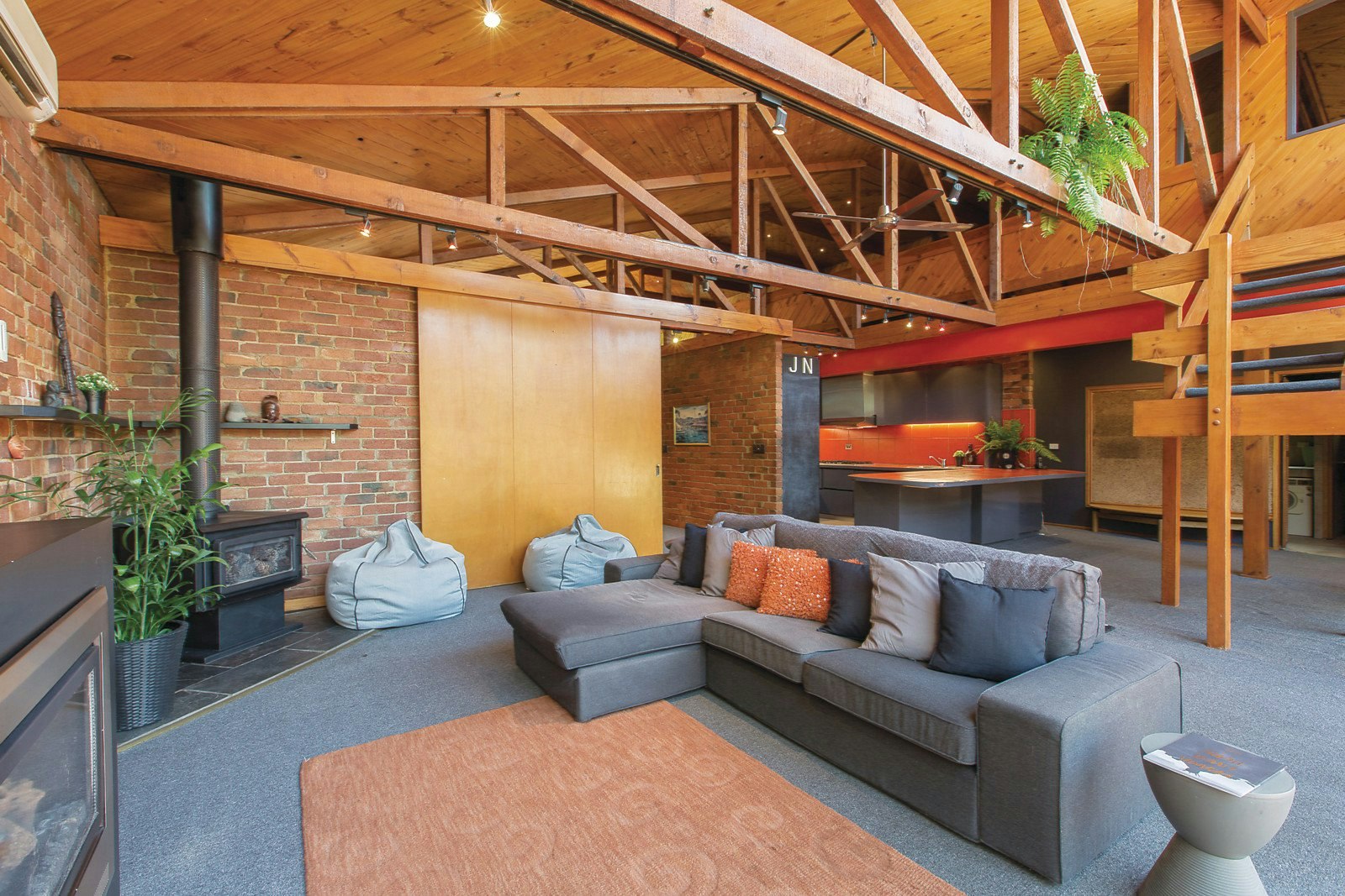 19 Miller Grove, Kew, VIC