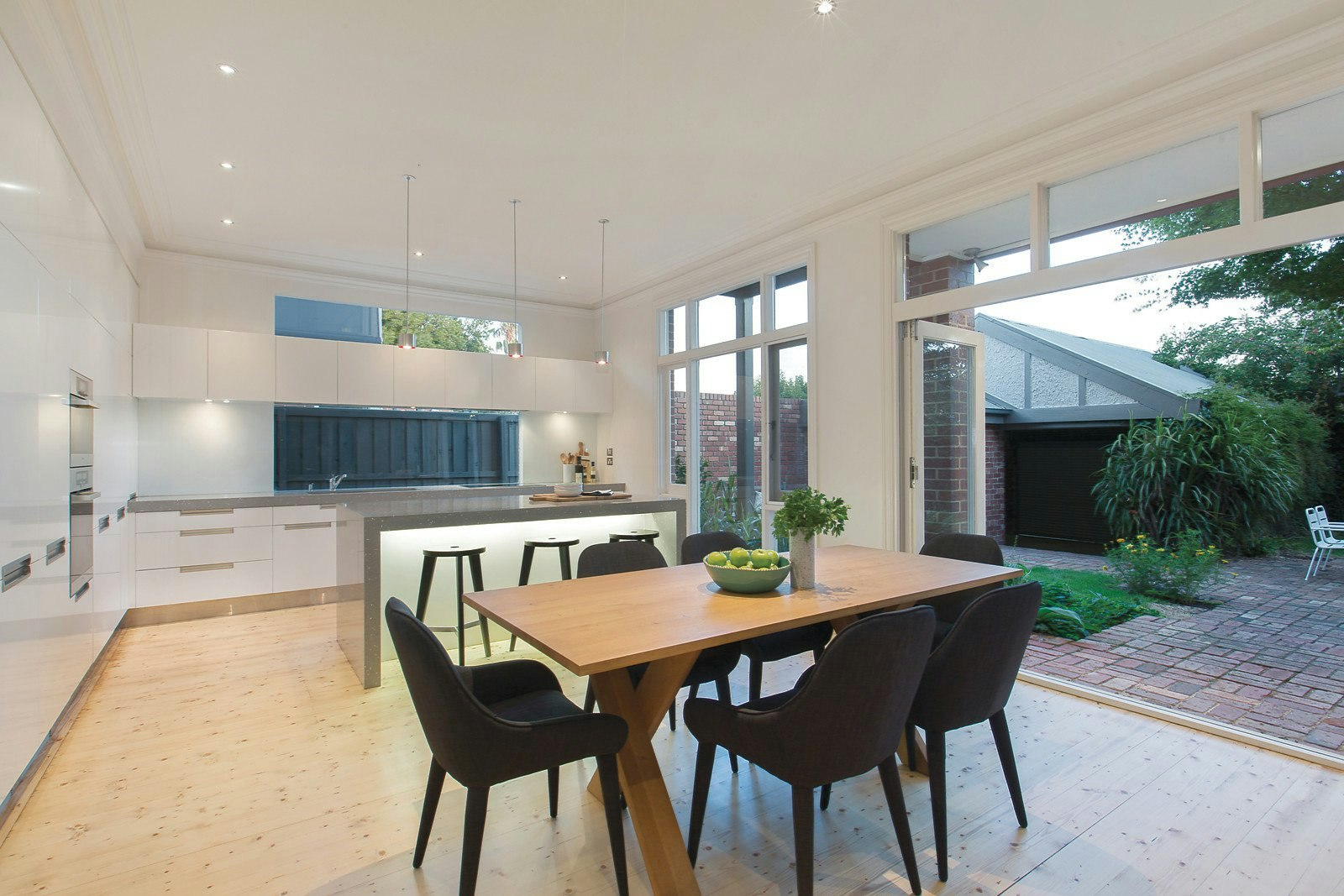 38 Wheatland Road, Malvern, VIC