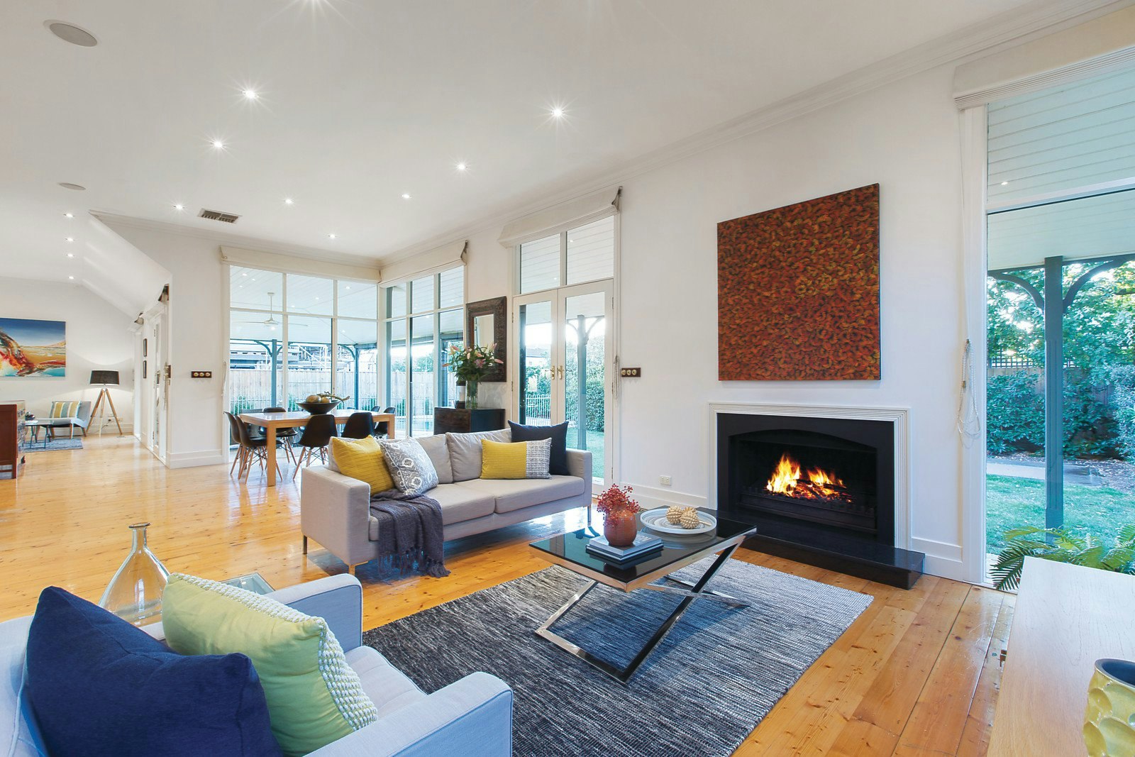 31 Mangarra Road, Canterbury, VIC