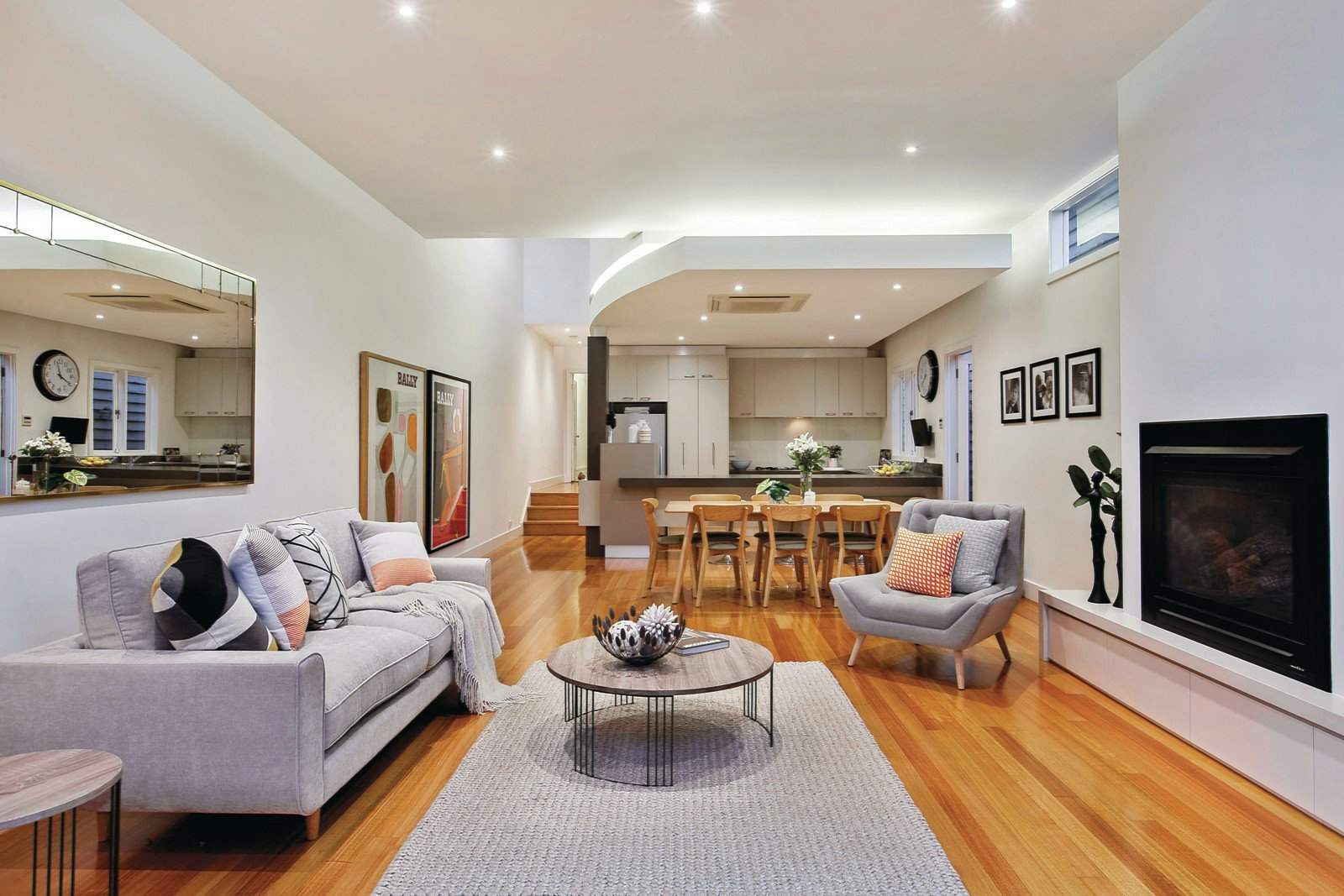 12 Colvin Grove, Hawthorn, VIC