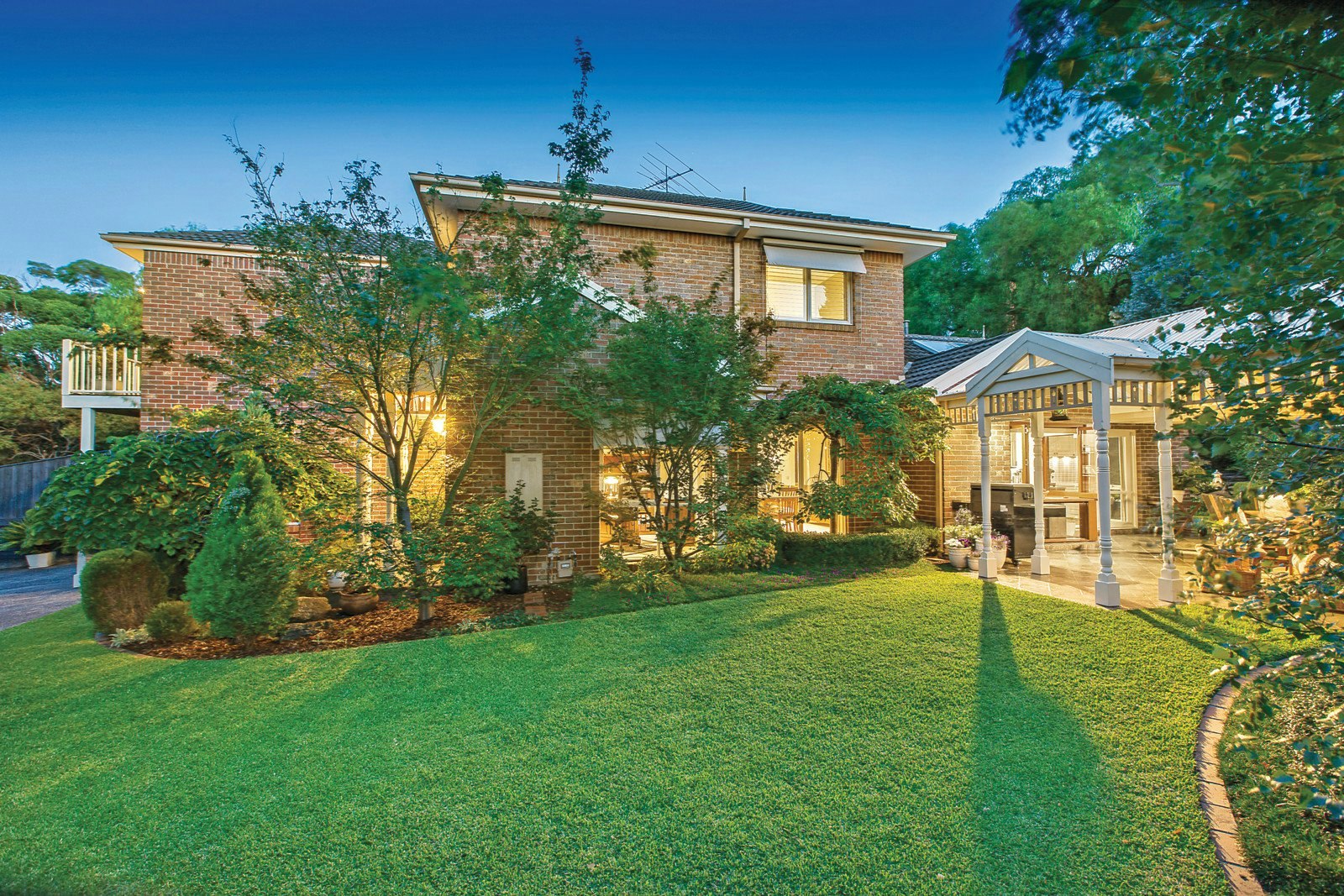 10 Ferguson Street, Kew, VIC