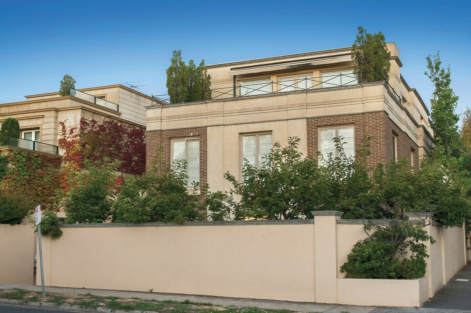 1/62 Mathoura Road, Toorak, VIC