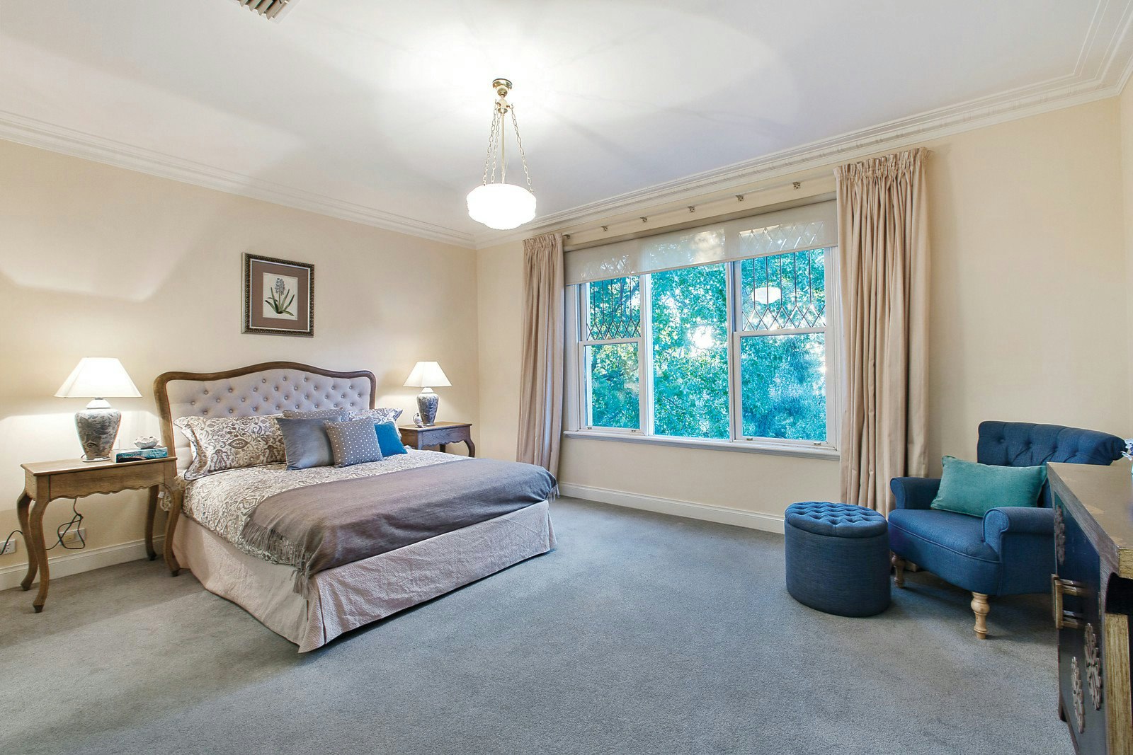 11 Pembroke Street, Surrey Hills, VIC