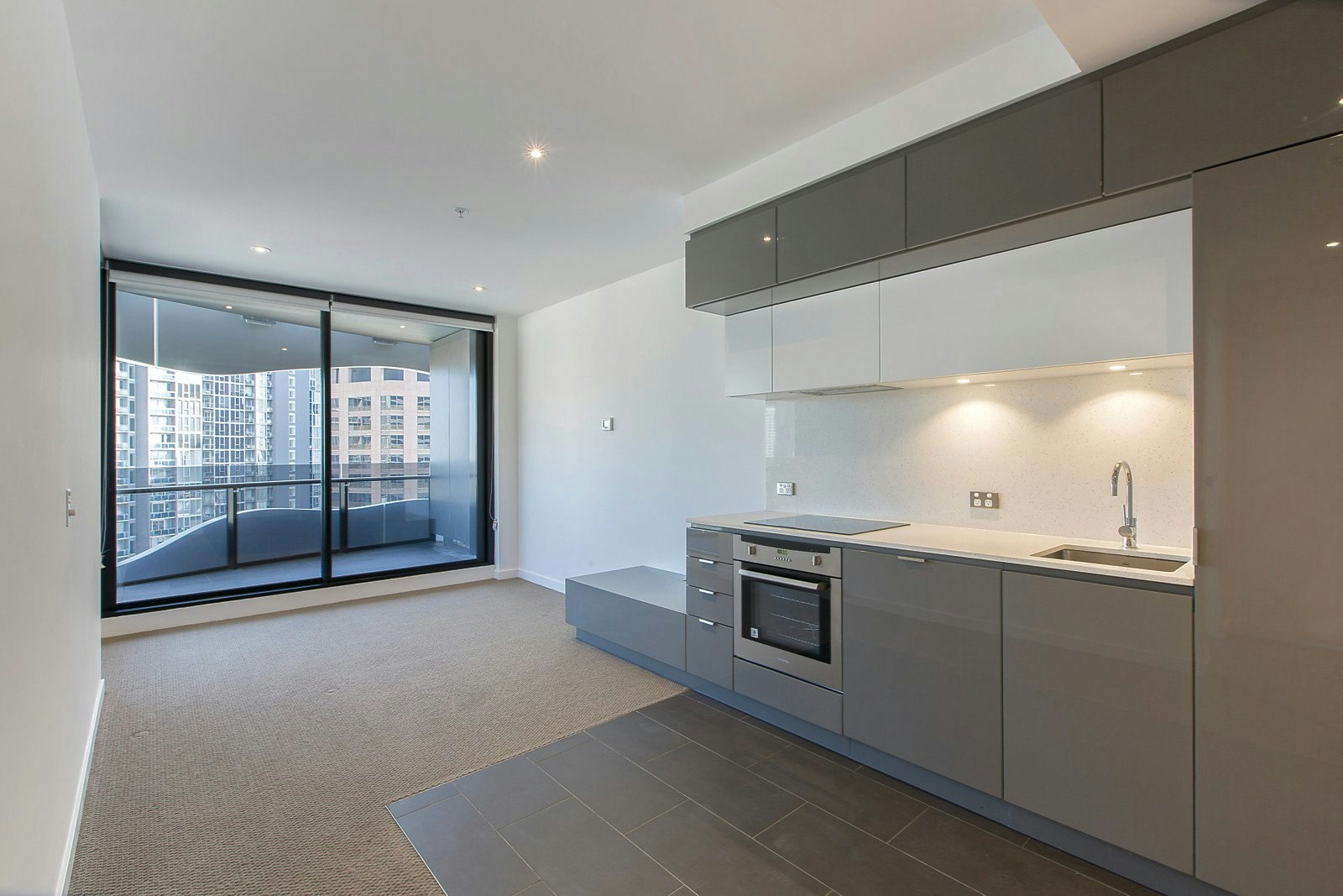 1513/551 Swanston Street, Carlton, VIC