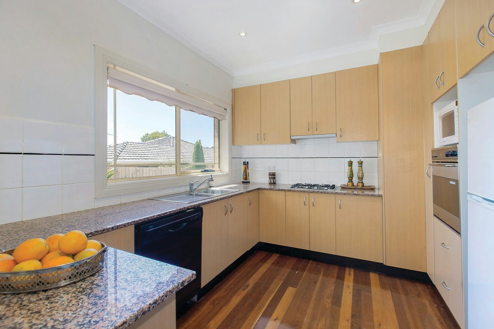 2/9 Hillview Avenue, Mount Waverley, VIC