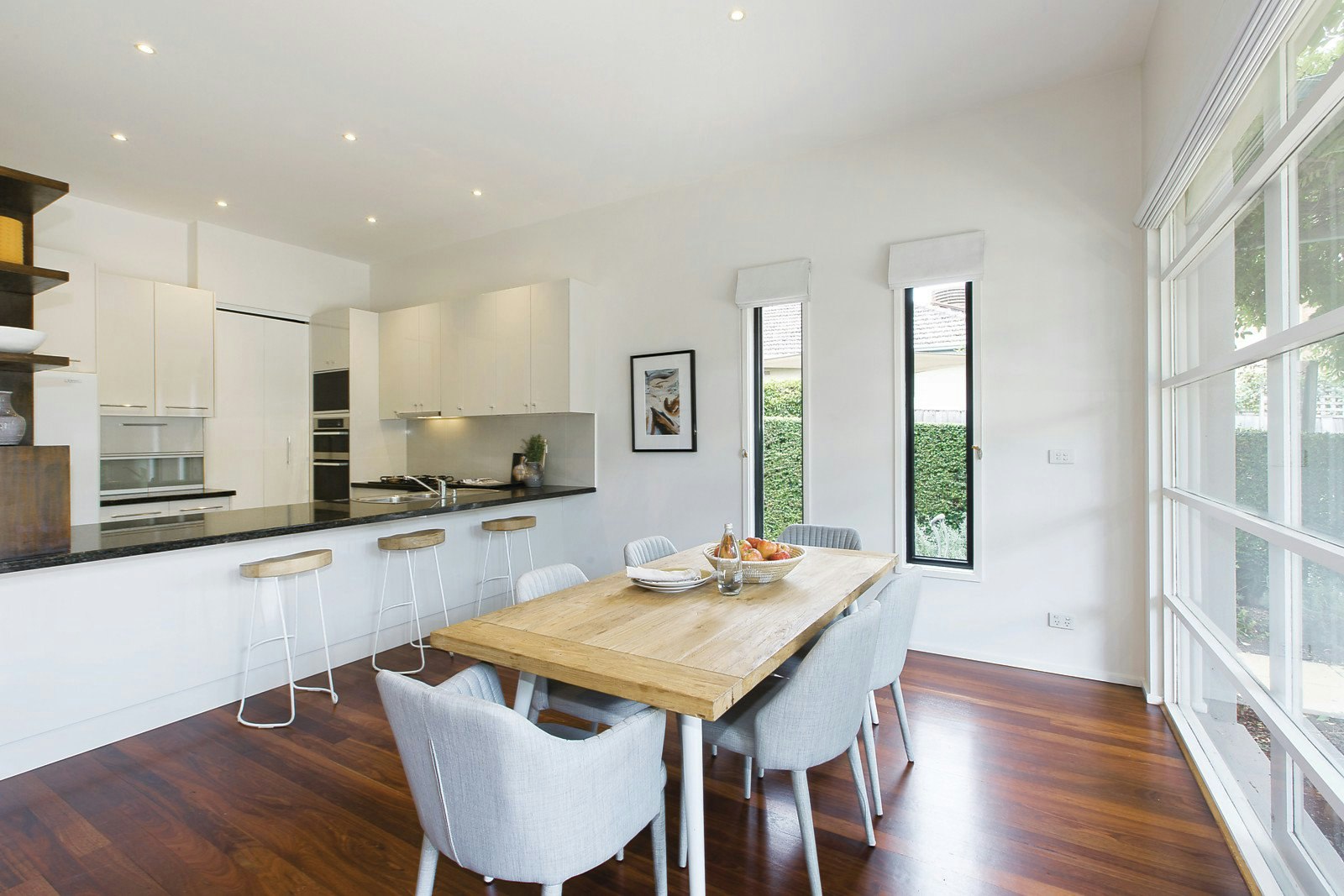 33 Rosedale Road, Glen Iris, VIC