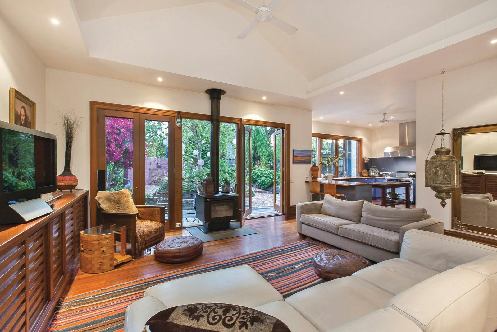 558 Waverley Road, Malvern East, VIC