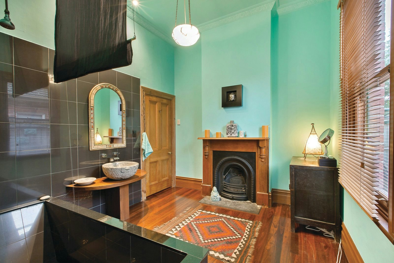 558 Waverley Road, Malvern East, VIC