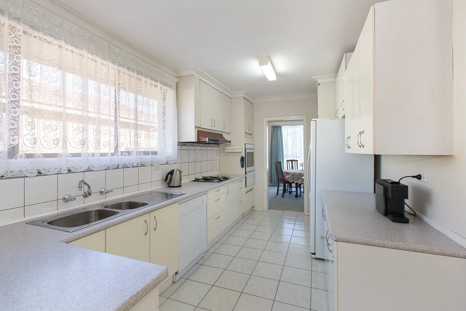 1/3 Churcher Court, Mount Waverley, VIC