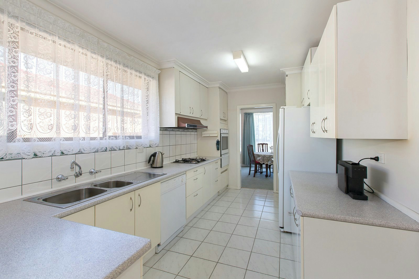 1/3 Churcher Court, Mount Waverley, VIC