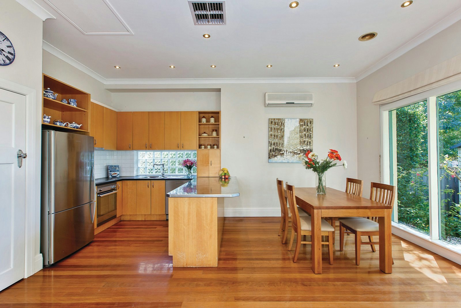 25 Landale Street, Box Hill, VIC