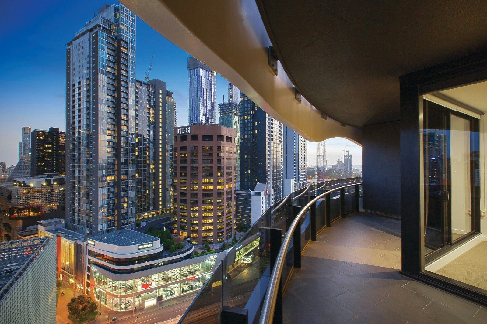 1513/551 Swanston Street, Carlton, VIC