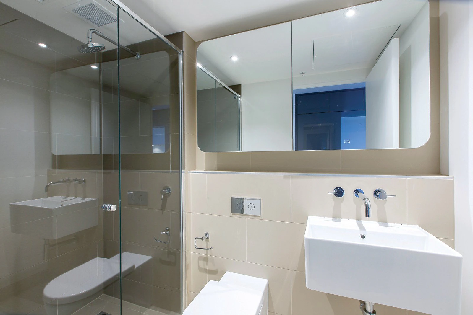 1513/551 Swanston Street, Carlton, VIC