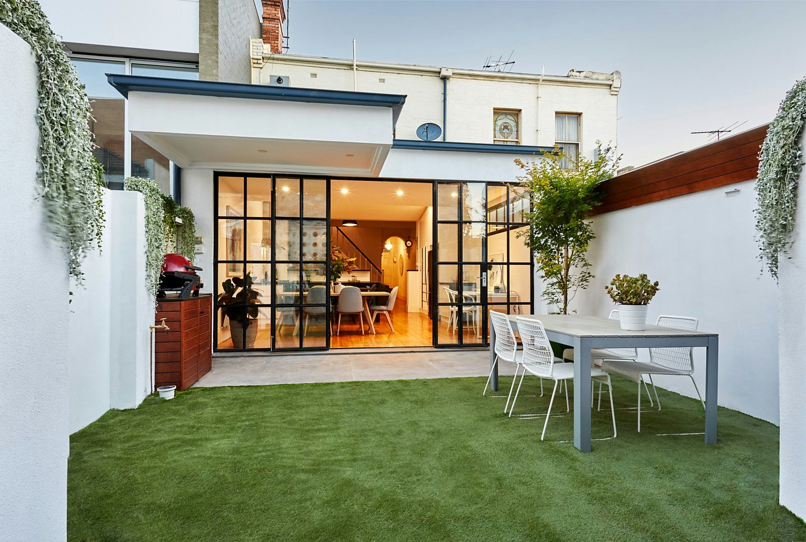 168 Napier Street, South Melbourne, VIC