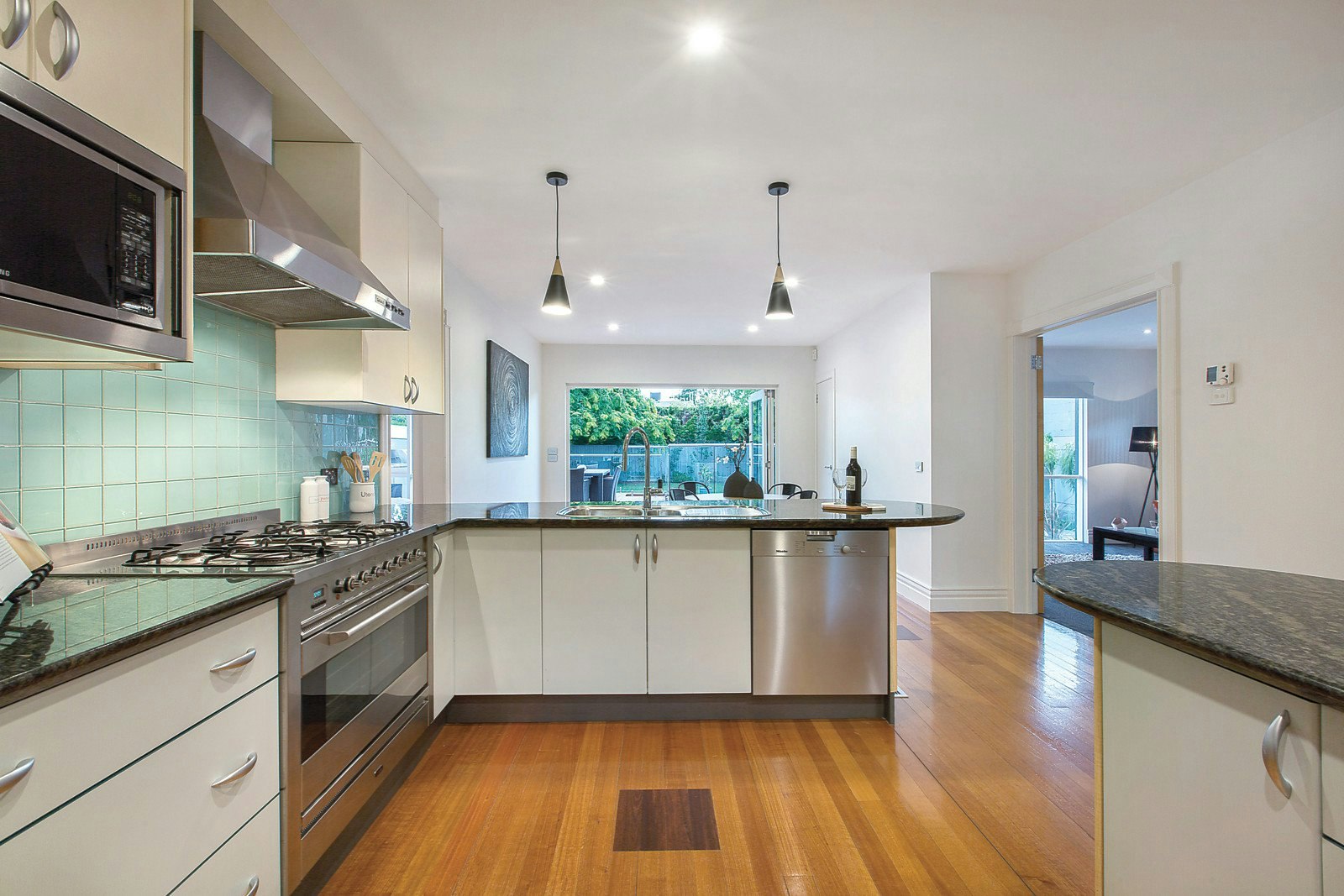 15 Hepburn Avenue, Beaumaris, VIC