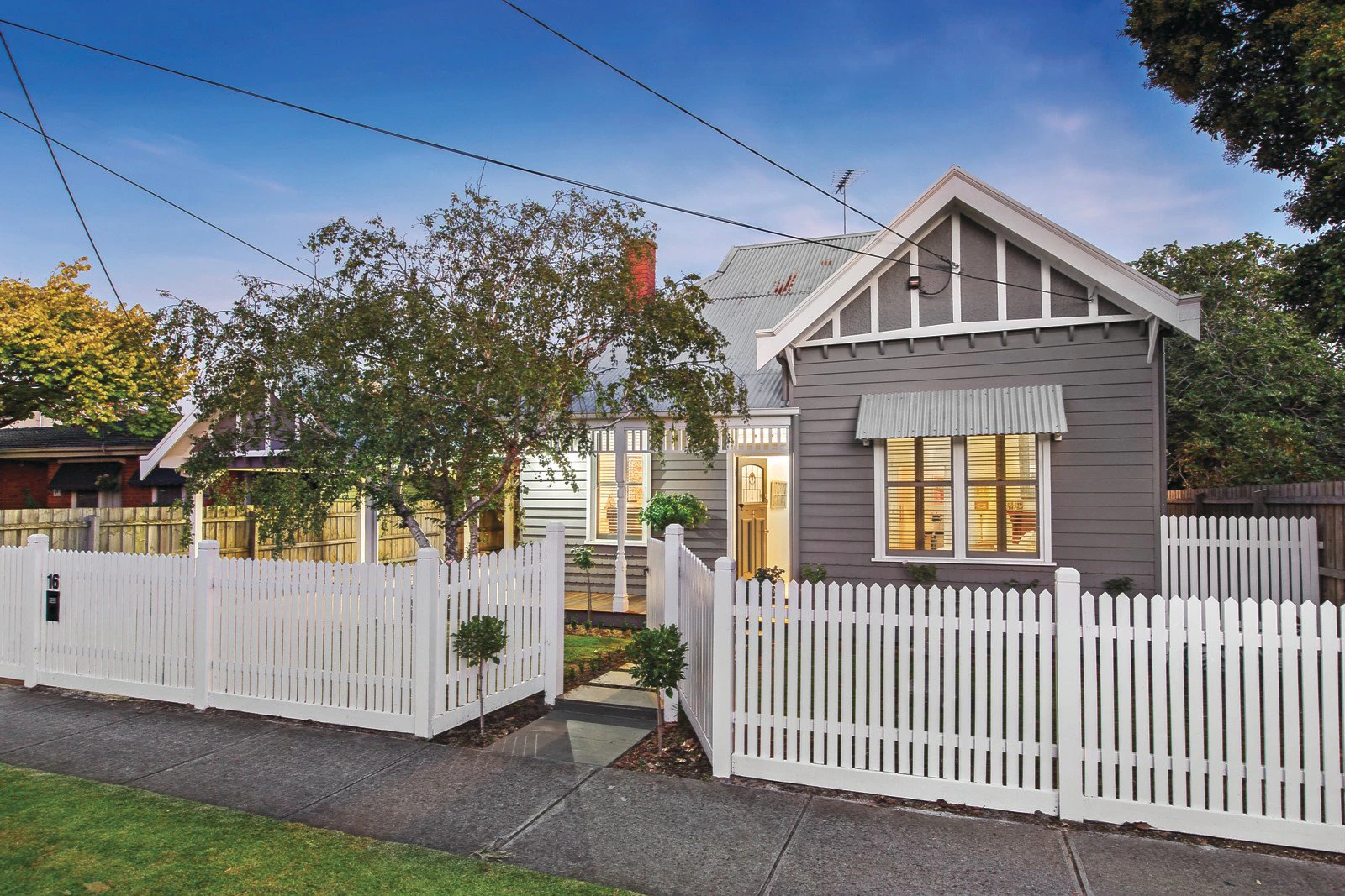 16 Foam Street, Hampton, VIC