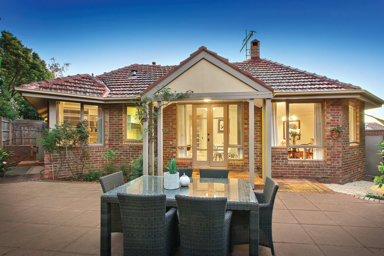 12 St Anthony's Place, Kew, VIC