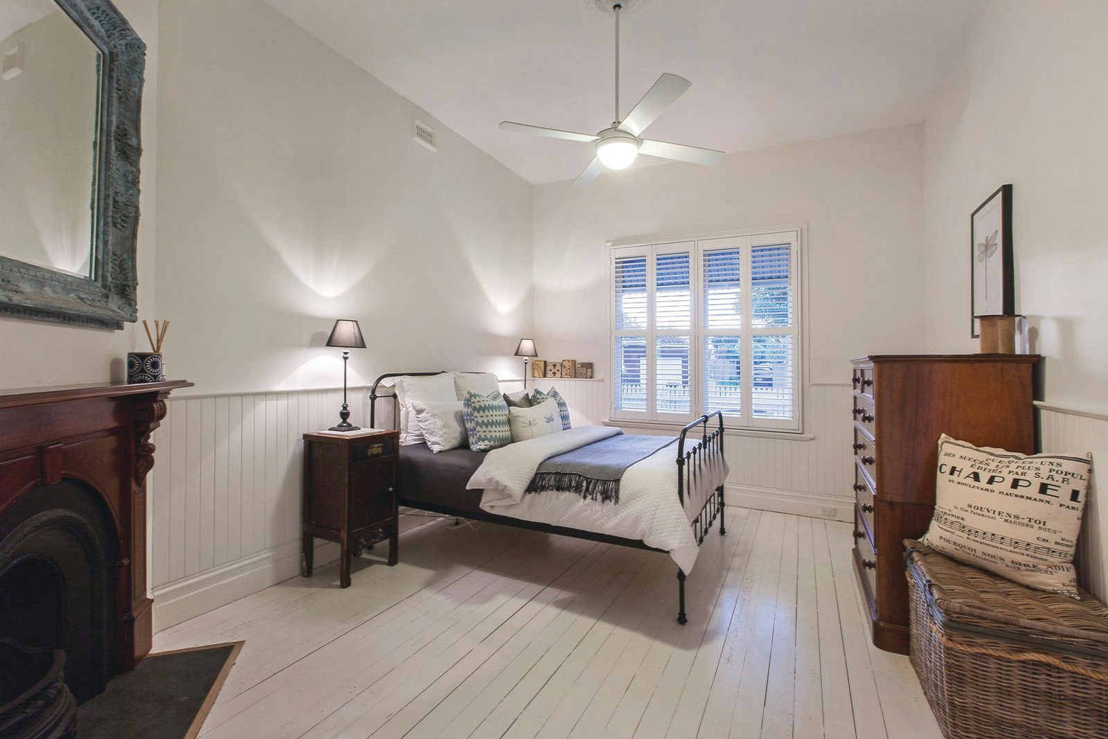 16 Foam Street, Hampton, VIC