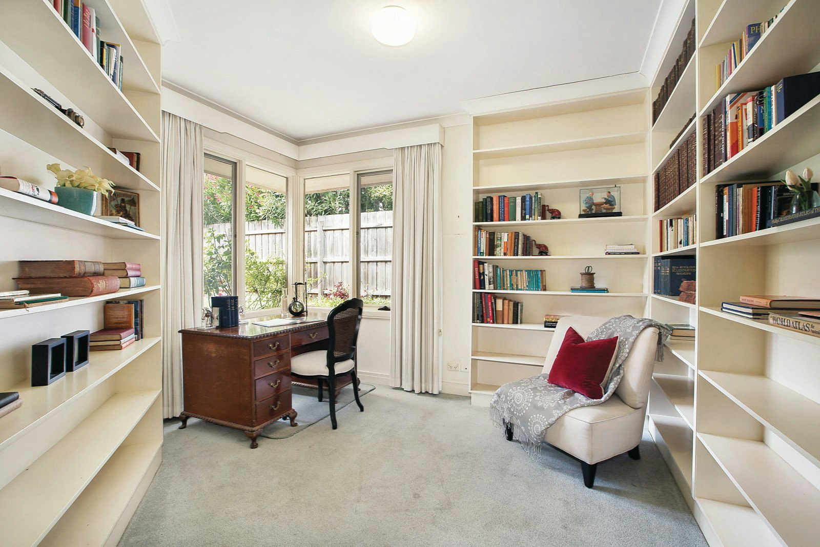 12 St Anthony's Place, Kew, VIC