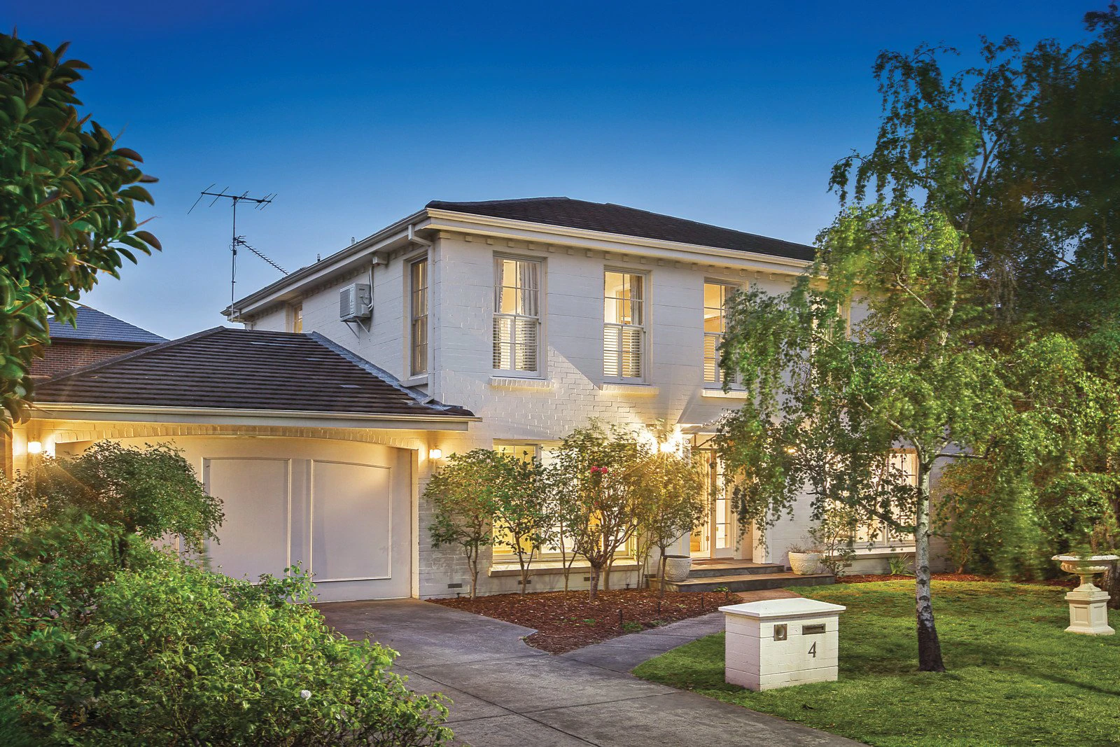 4 Rockingham Close, Kew, VIC