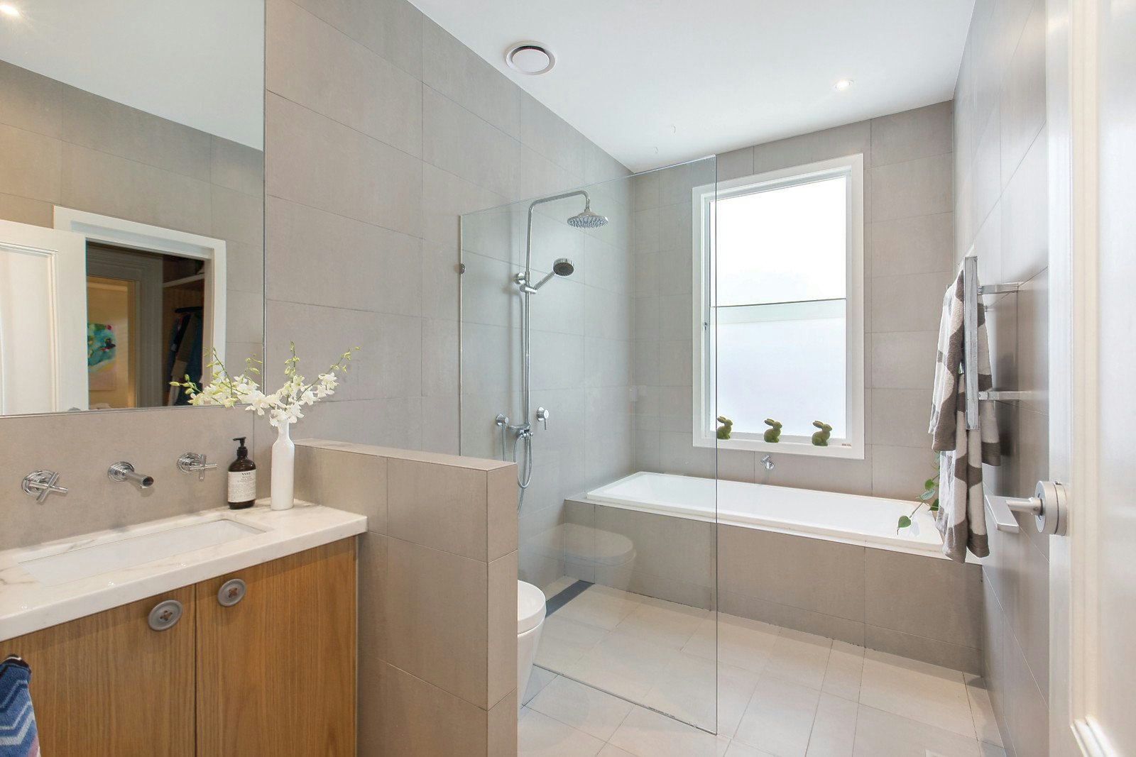 133 Head Street, Brighton, VIC