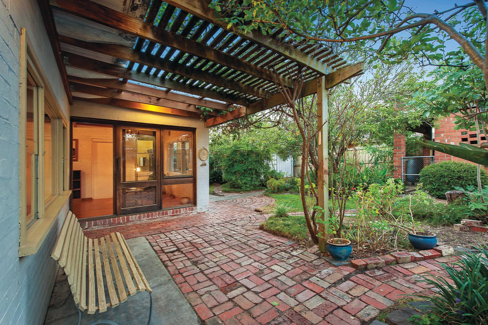 21 Tyne Street, Camberwell, VIC