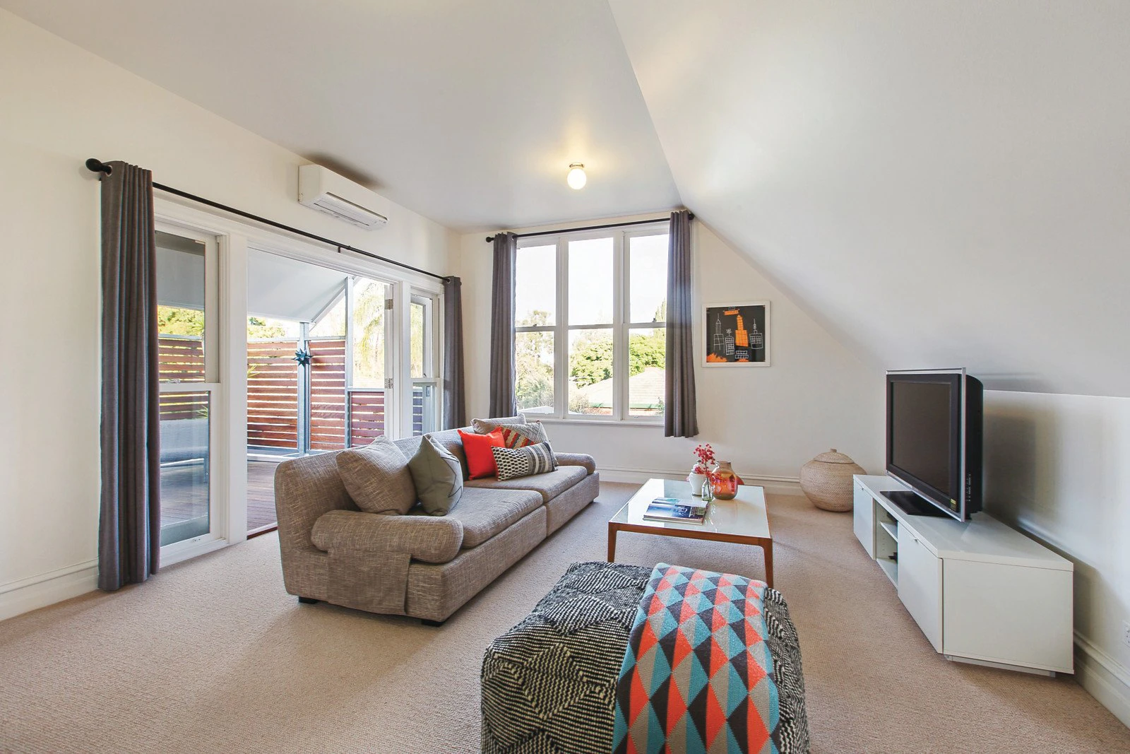 16 Foam Street, Hampton, VIC